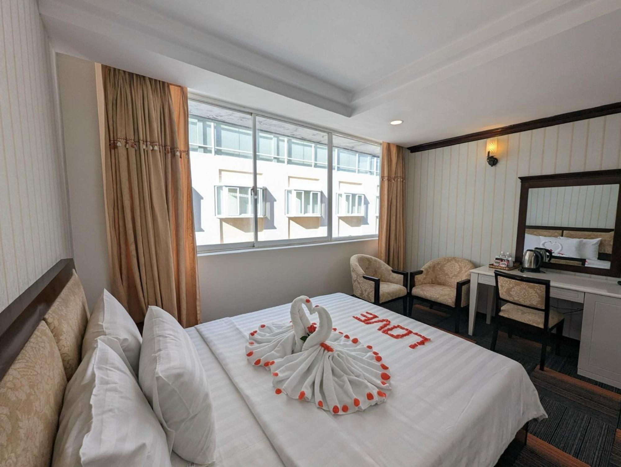 Dong Kinh Hotel Ho Či Minovo Město Exteriér fotografie