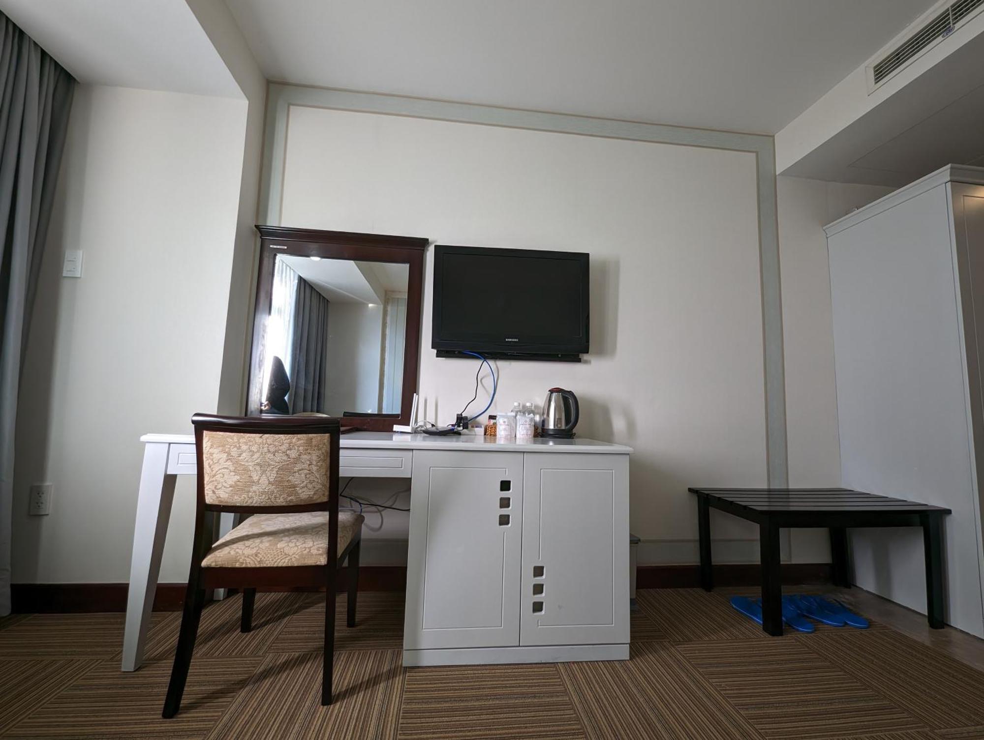 Dong Kinh Hotel Ho Či Minovo Město Exteriér fotografie